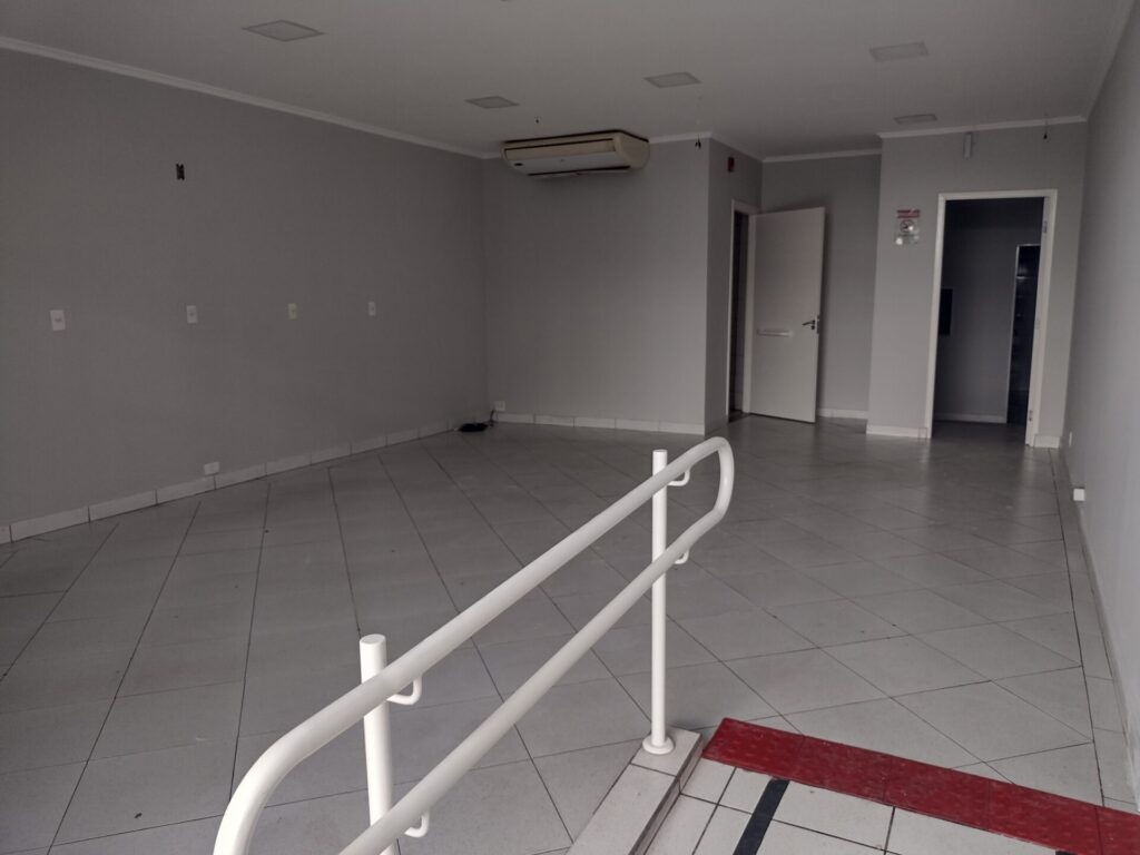 Salão Comercial/ Sala para locação no Centro