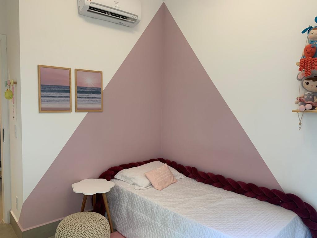 Casa a venda em condomínio fechado mobiliada