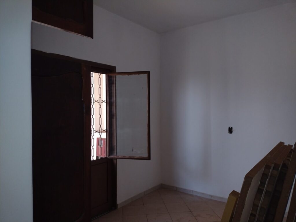 Casa a venda, 100 metros da Represa Municipal