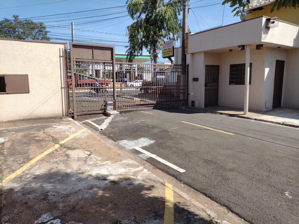 Casa a venda em Cond. Fechado Zona Norte