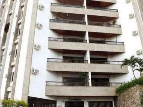 Apartamento a Venda todo reformado