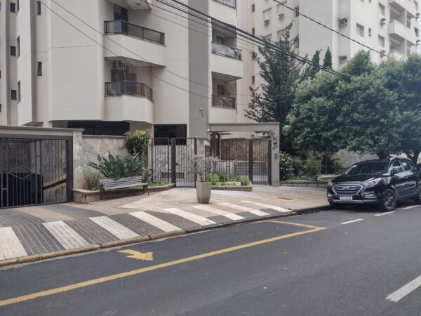 Vende-se Apto de 1 dormitório na Redentora $ 200.000,00