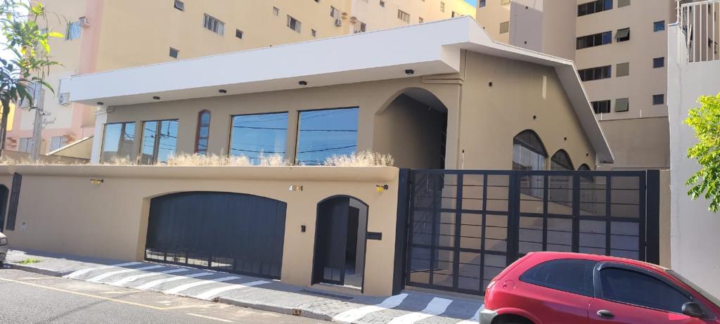 Aluga-se Imóvel Comercial na Redentora – $ 12.000,00