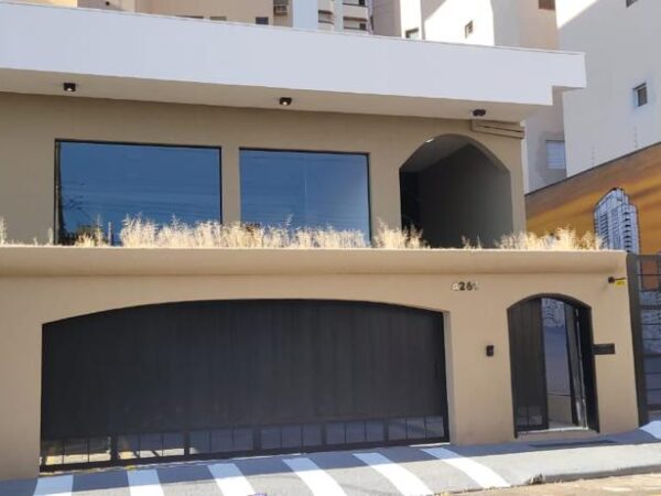 Aluga-se Imóvel Comercial na Redentora – $ 12.000,00