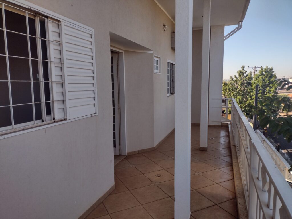 Vende-se Exc. Sobrado Jd. Antonieta $ 500.000,00