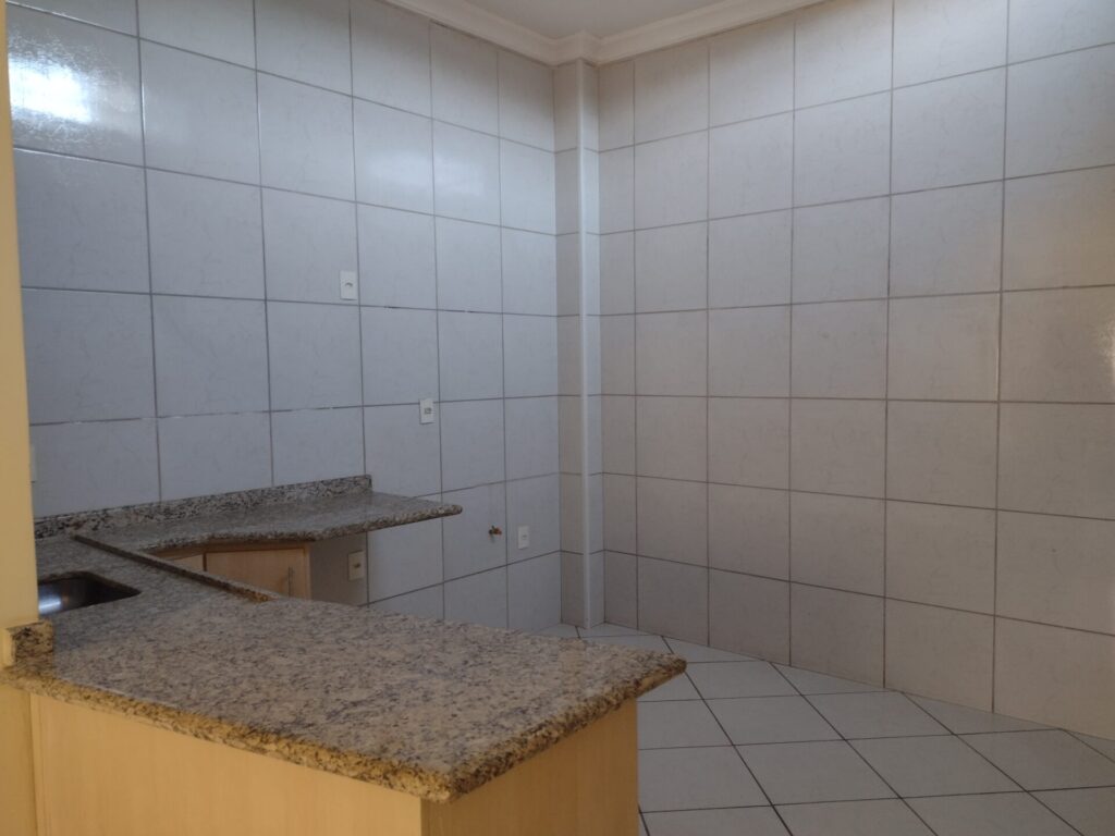 Vende-se Apto Cobertura ( NOVO ) Jd. Antonieta $ 220.000,00