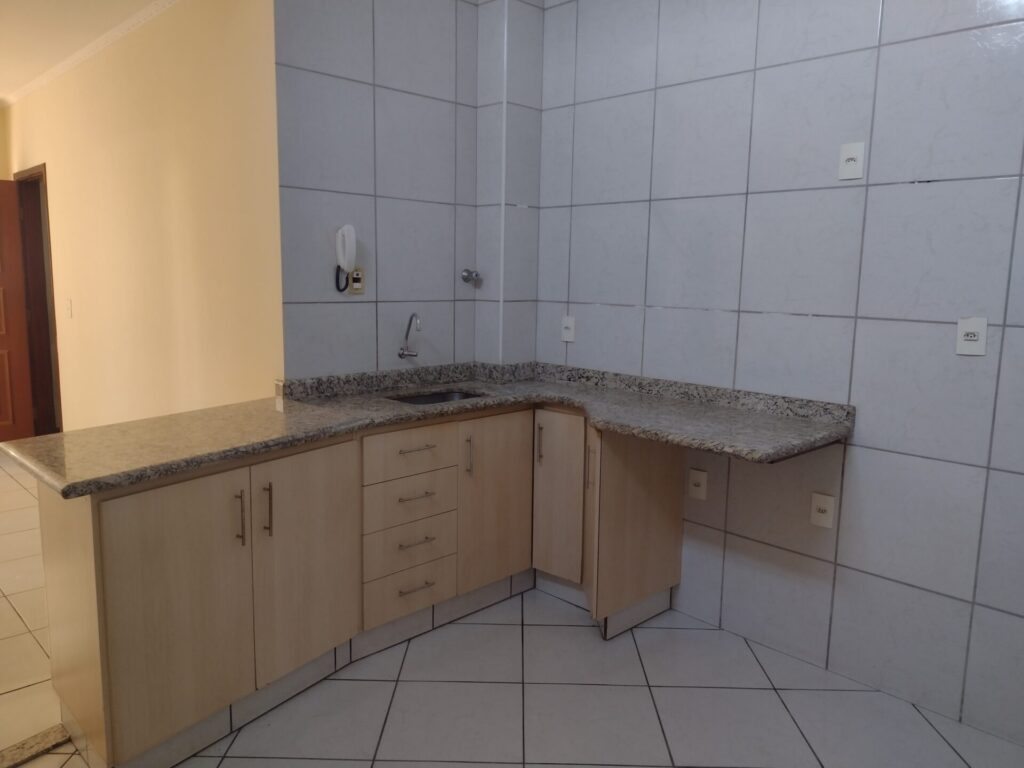 Vende-se Apto Cobertura ( NOVO ) Jd. Antonieta $ 220.000,00