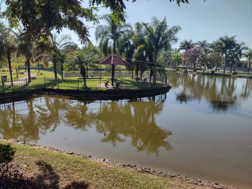 Vende-se Terreno Cond. Village la Montagne $ 450.000,00
