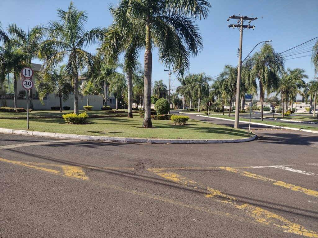 Vende-se Terreno Cond. Village la Montagne $ 450.000,00