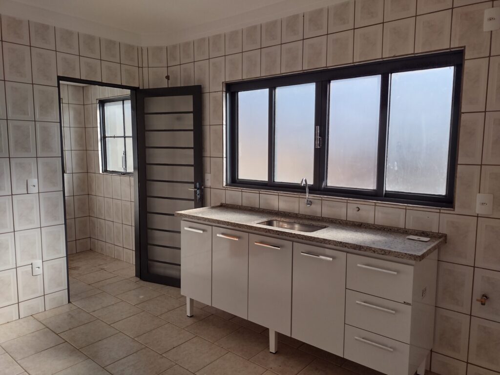 Aluga-se Apartamento 2 Dormitórios na Cidade Jardim $ 1.000,00