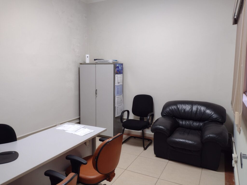 Vende-se Salão Industrial $ 4.000.000,00