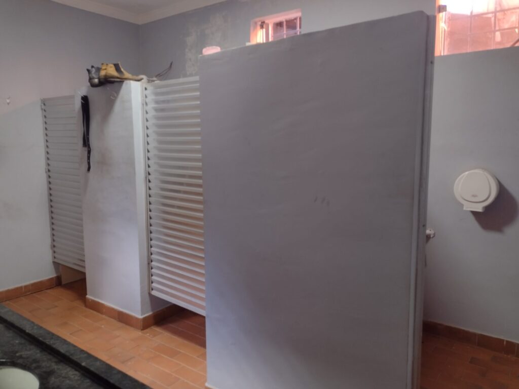 Vende-se Salão Industrial $ 4.000.000,00