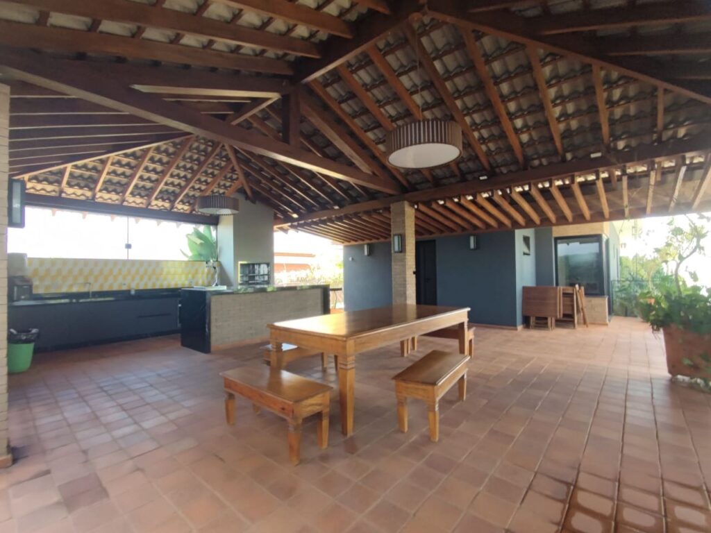 Vende-se Salão Industrial 1.400m² $ 7.500.000,00
