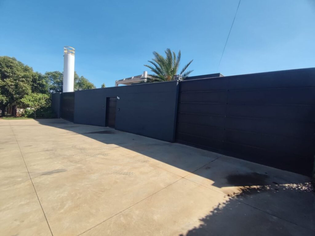 Vende-se Salão Industrial 1.400m² $ 7.500.000,00
