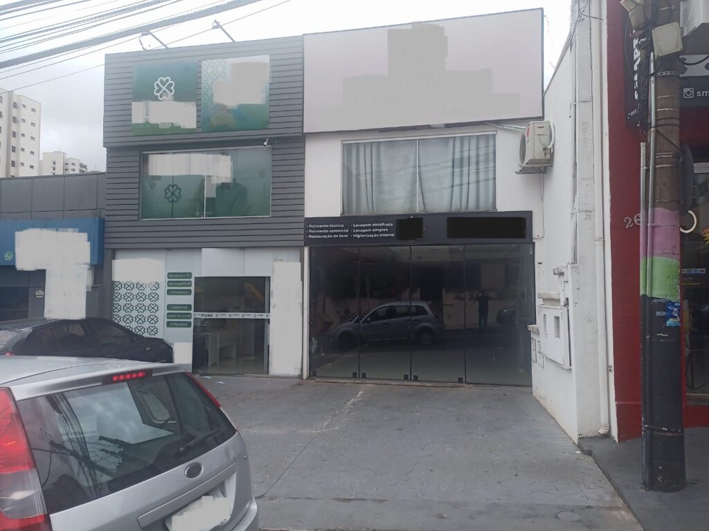 Aluga-se Sala Comercial Térrea no Centro $ 3.000,00