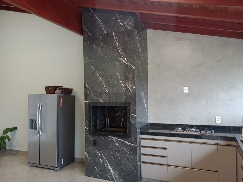 Vende-se Casa em Uchoa – SP $ 600.000,00