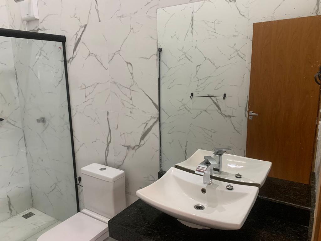 Vende-se Casa em Uchoa – SP $ 600.000,00