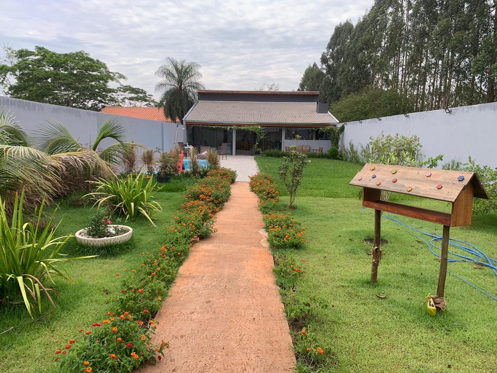 Vende-se Casa em Uchoa – SP $ 600.000,00