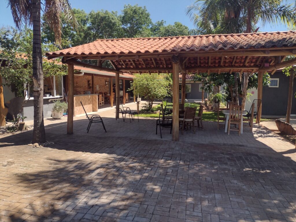 Vende-se Chácara Cond. Fechado Bacuri $ 900.000,00