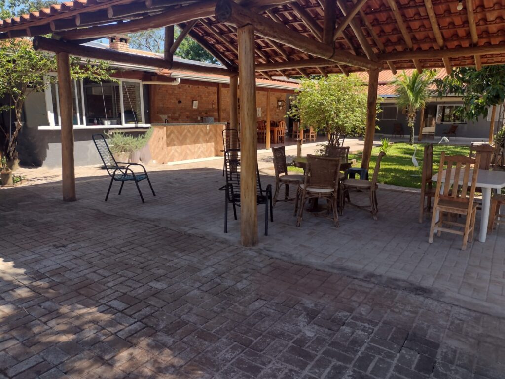 Vende-se Chácara Cond. Fechado Bacuri $ 900.000,00