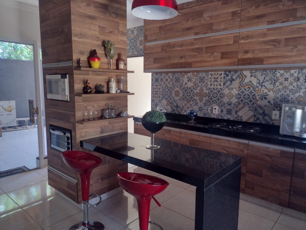 Vende-se Chácara Cond. Fechado Bacuri $ 900.000,00