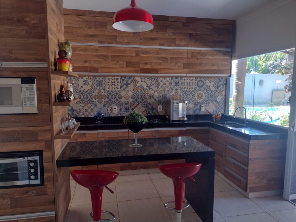 Vende-se Chácara Cond. Fechado Bacuri $ 900.000,00