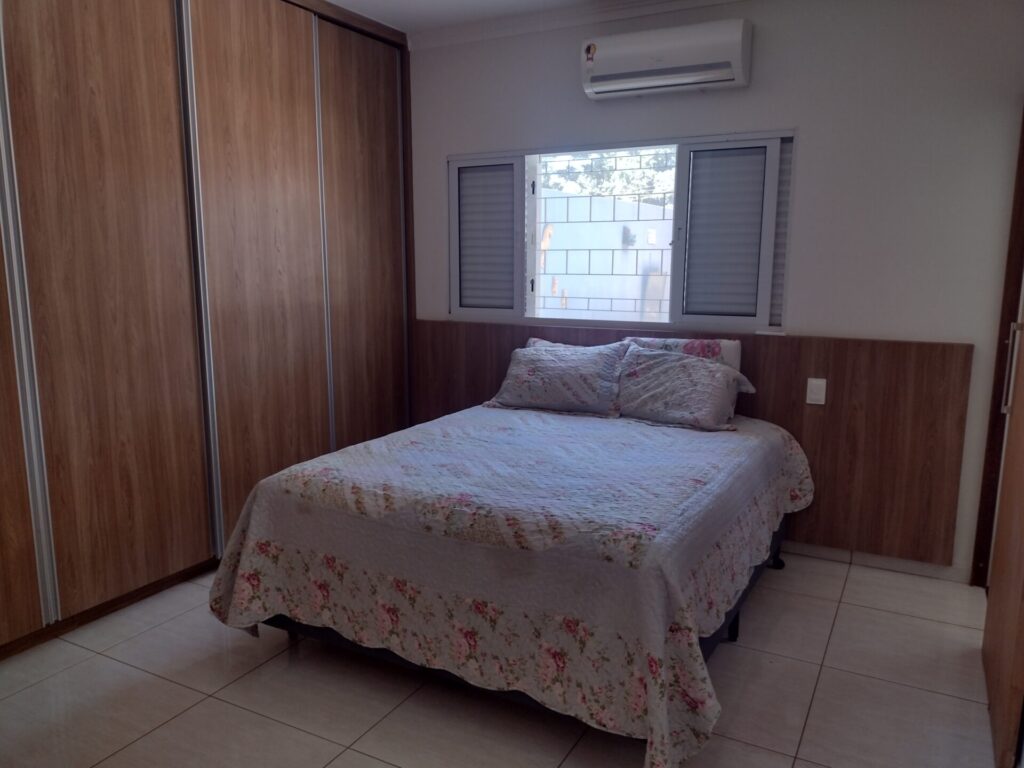 Vende-se Chácara Cond. Fechado Bacuri $ 900.000,00