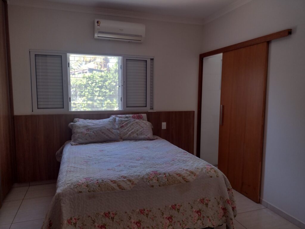 Vende-se Chácara Cond. Fechado Bacuri $ 900.000,00