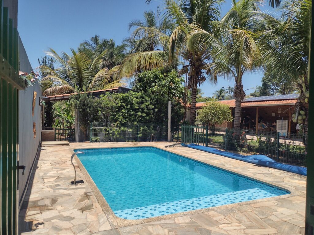 Vende-se Chácara Cond. Fechado Bacuri $ 900.000,00