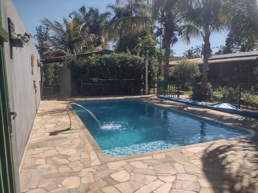 Vende-se Chácara Cond. Fechado Bacuri $ 900.000,00