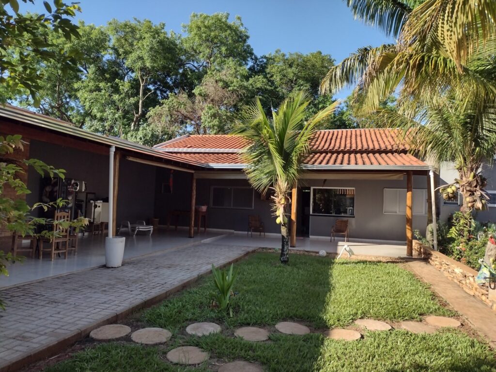 Vende-se Chácara Cond. Fechado Bacuri $ 900.000,00