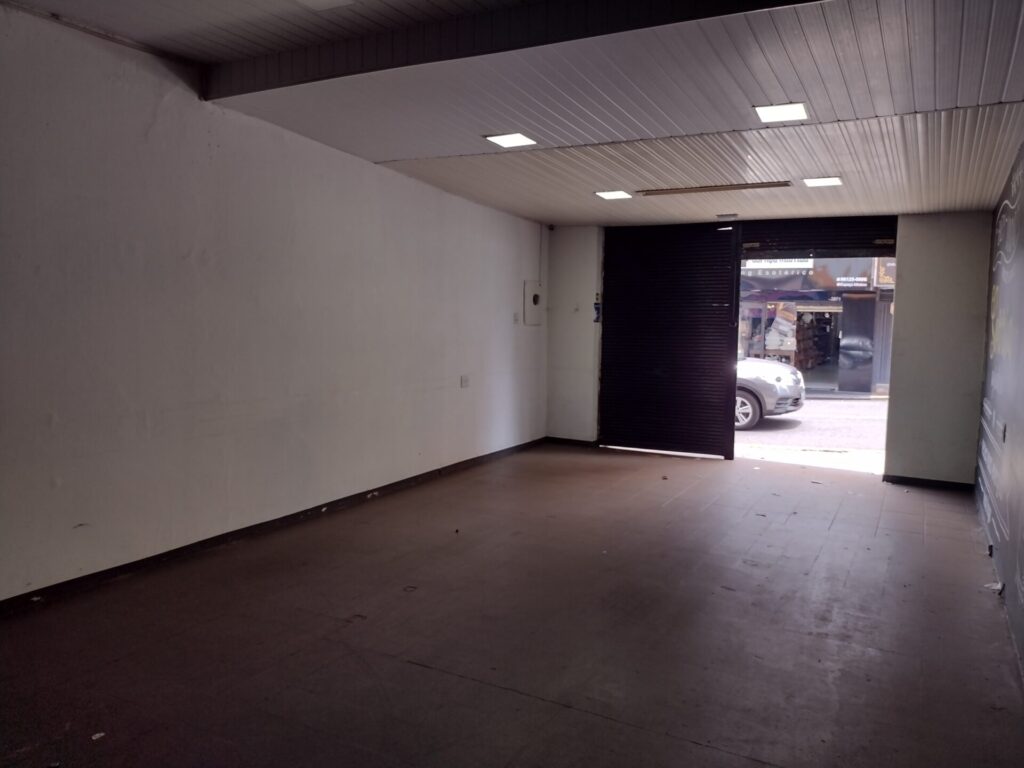 Aluga-se Imóvel comercial no Centro de Rio Preto $ 2.800,00 Aluga-se Imóvel comercial no Centro de Rio Preto $ 2.800,00