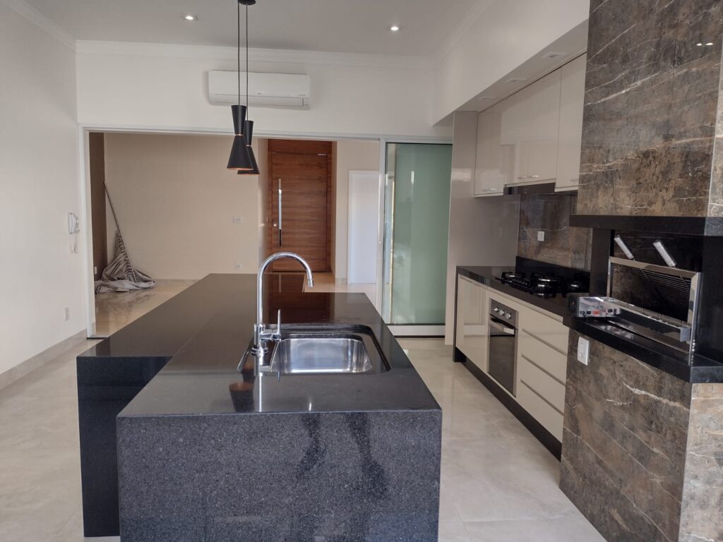 Vende-se casa Cond. Buona Vitta $ 1.350.000,00