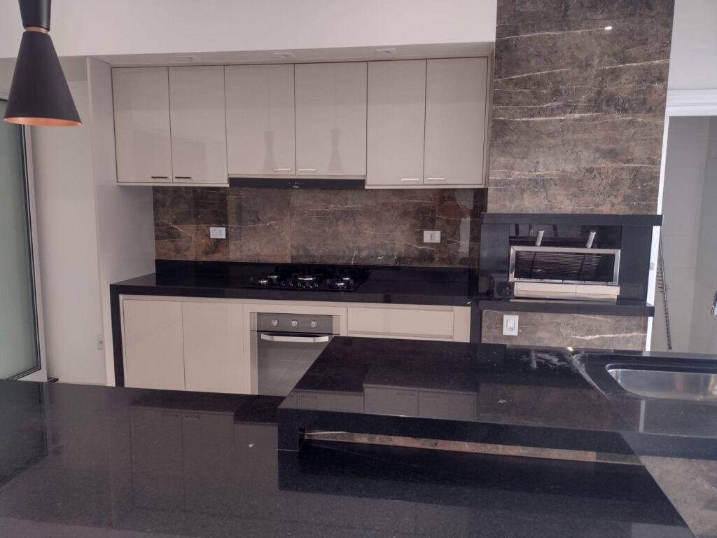 Vende-se casa Cond. Buona Vitta $ 1.350.000,00