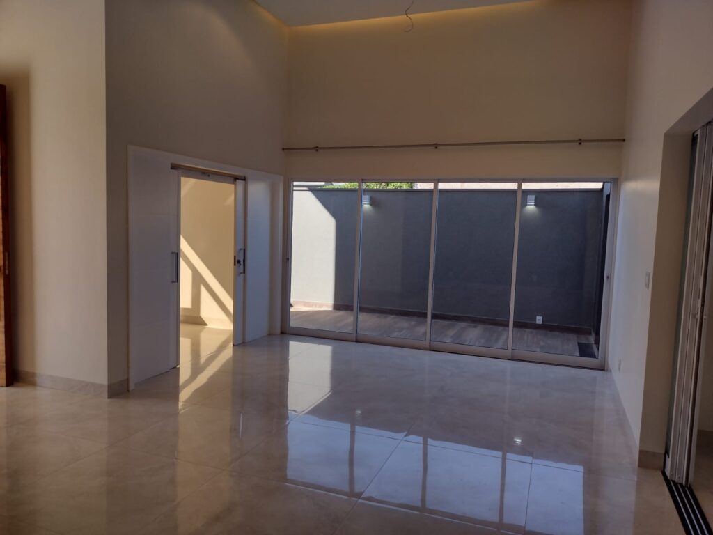 Vende-se casa Cond. Buona Vitta $ 1.350.000,00