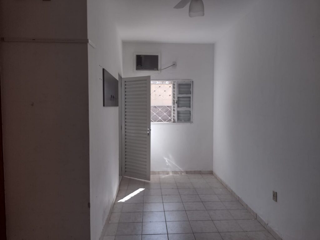Vende-se imóvel comercial a 200 metros do Plaza Shopping $ 400.000,00