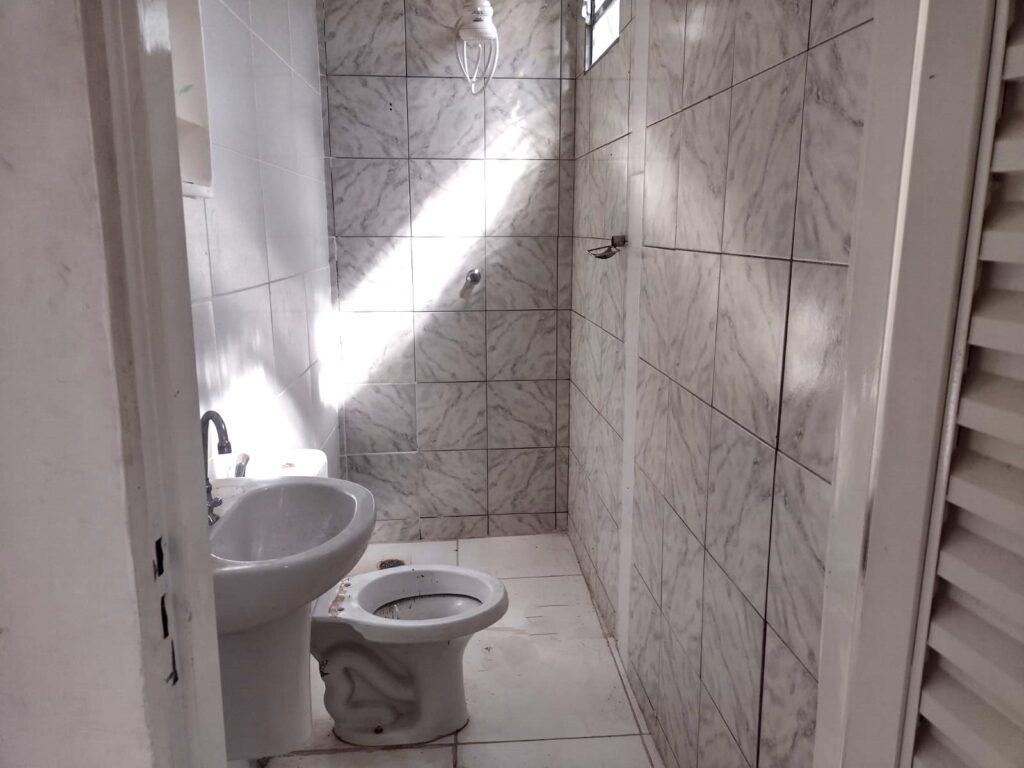 Vende-se imóvel comercial a 200 metros do Plaza Shopping $ 400.000,00