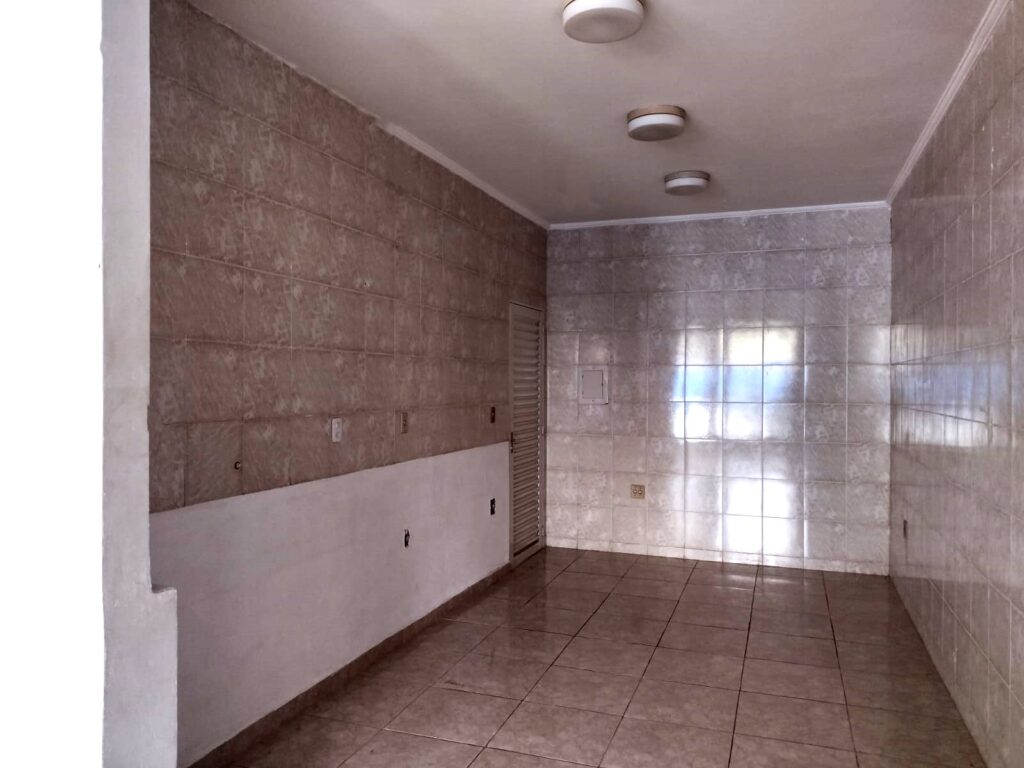 Vende-se imóvel comercial a 200 metros do Plaza Shopping $ 400.000,00