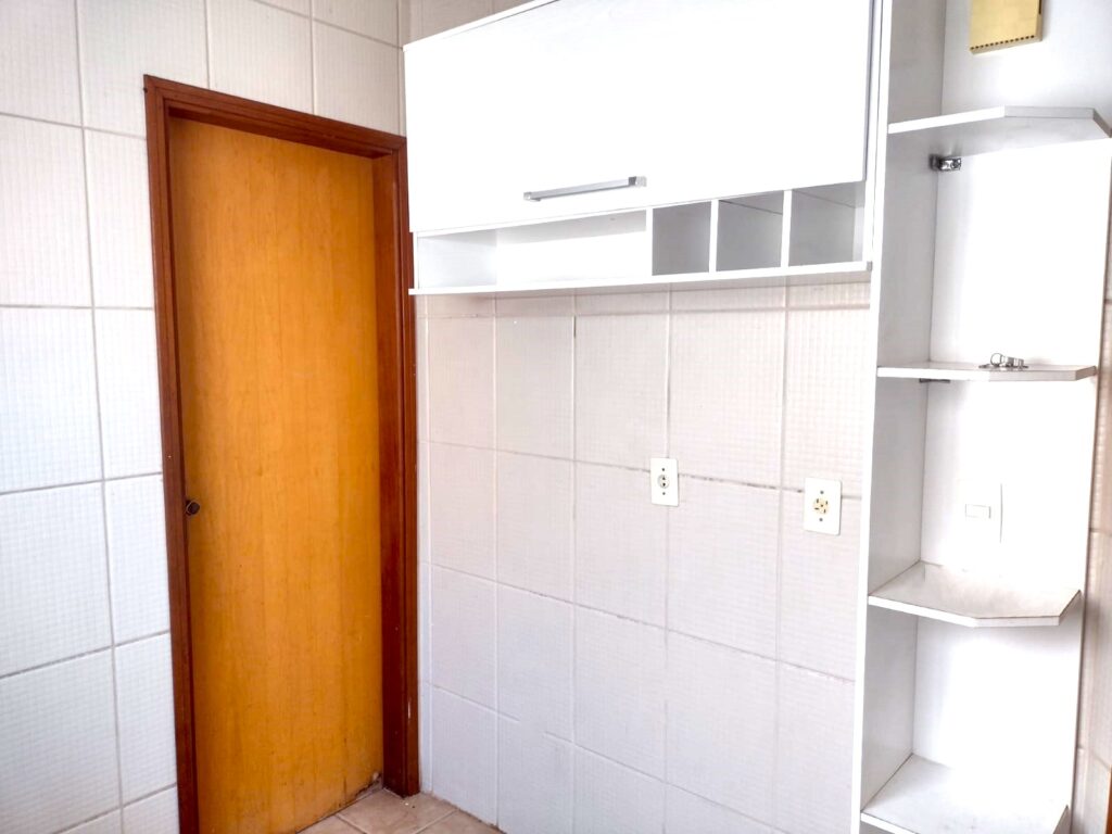 Vende-se apto de 1 dormitório a 200 metros do Shopping Plaza $ 200.000,00