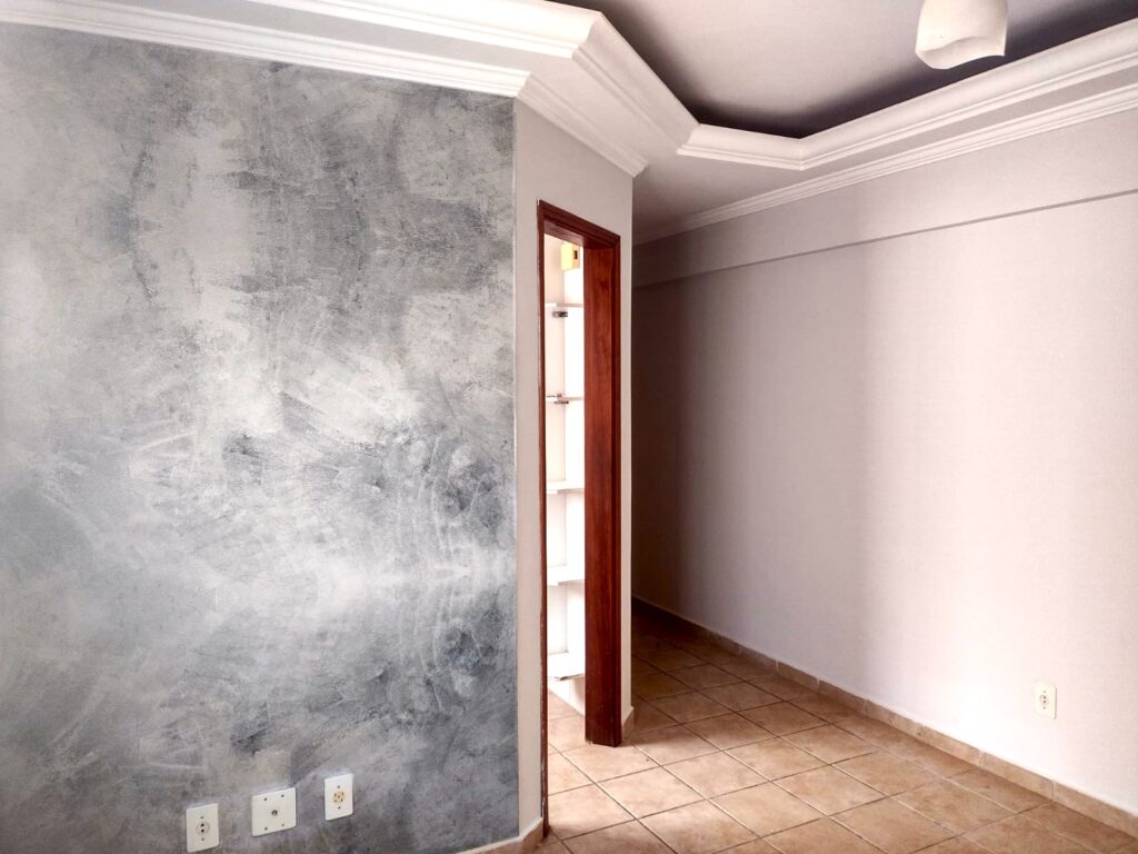 Vende-se apto de 1 dormitório a 200 metros do Shopping Plaza $ 200.000,00