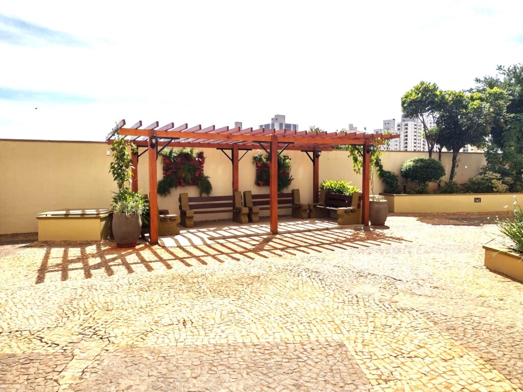 Vende-se Apto Cond. Piazza $ 450.000,00