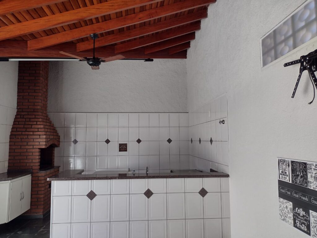 Vende-se casa no Jd. Bosque $ 395.000,00