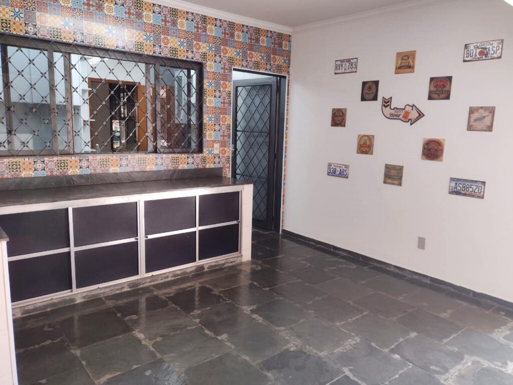 Vende-se casa no Jd. Bosque $ 395.000,00