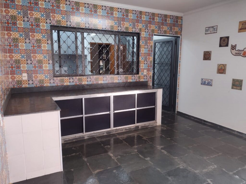 Vende-se casa no Jd. Bosque $ 395.000,00