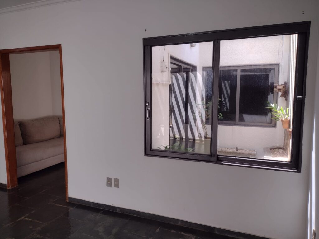 Vende-se casa no Jd. Bosque $ 395.000,00