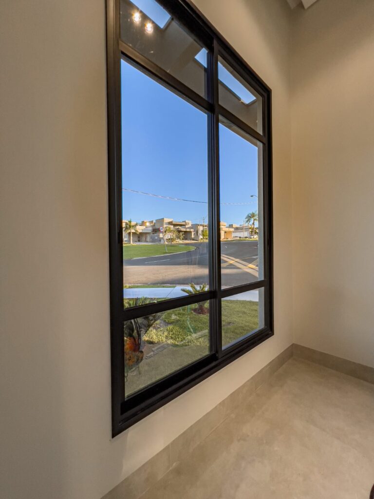 Vende-se casa cond. Maria Júlia $ 1.200.000,00