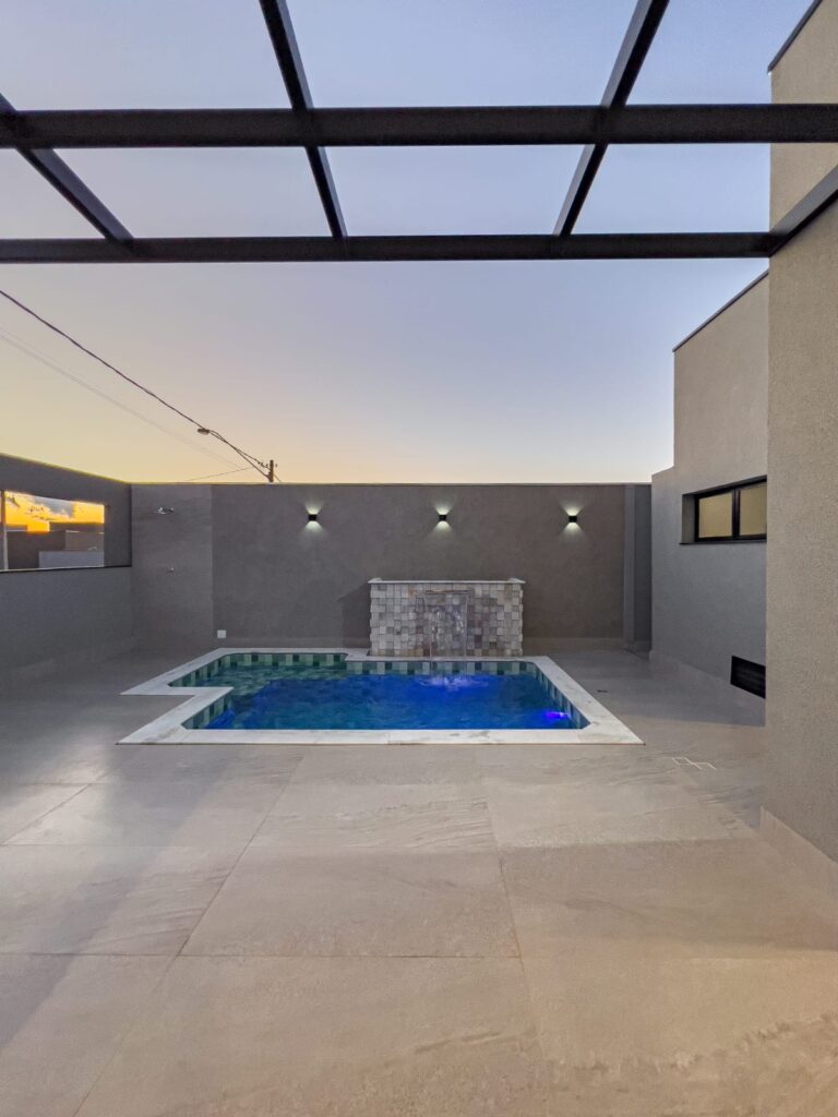 Vende-se casa cond. Maria Júlia $ 1.200.000,00