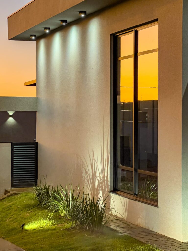 Vende-se casa cond. Maria Júlia $ 1.200.000,00