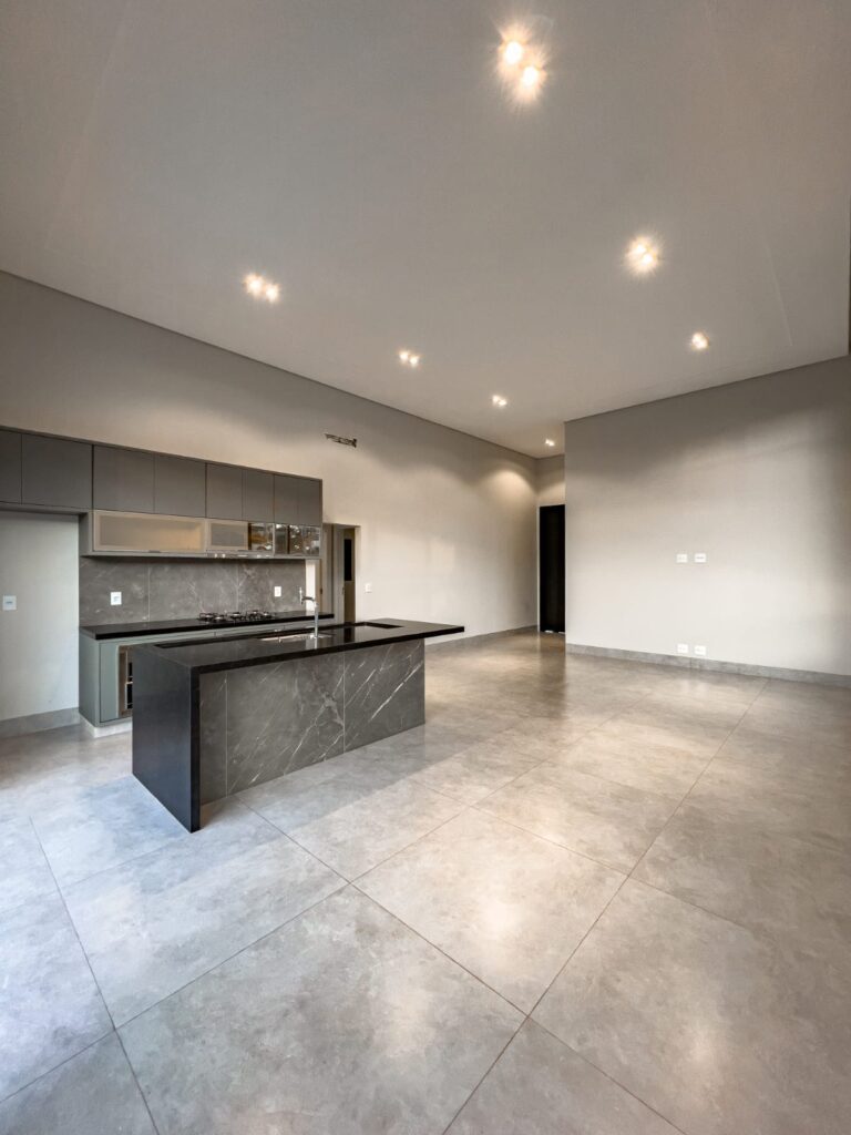 Vende-se casa cond. Maria Júlia $ 1.200.000,00