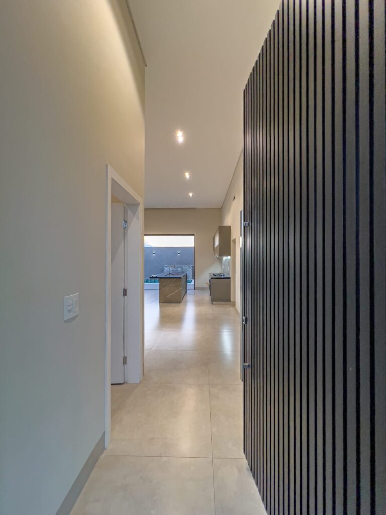 Vende-se casa cond. Maria Júlia $ 1.200.000,00